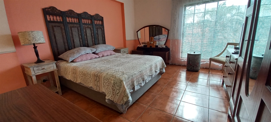 5 Bedroom Property for Sale in Bonnievale Western Cape